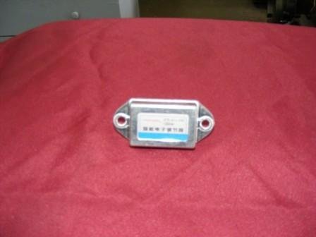 1096- Regulateur de voltage.JPG